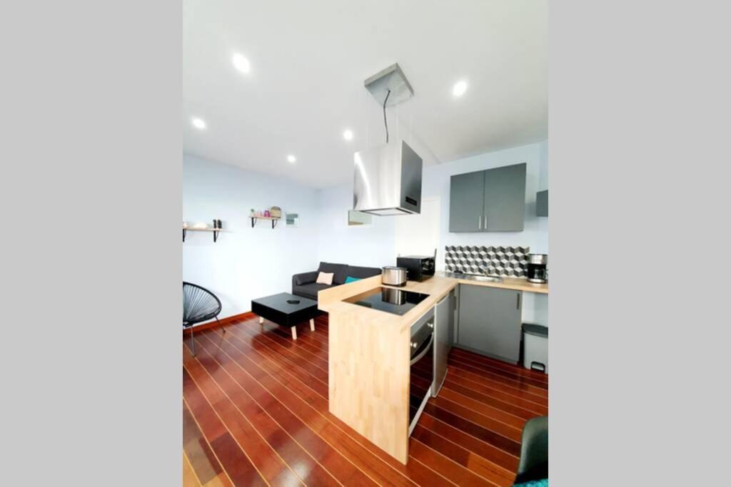 Appartement Lumineux Tout Confort De 33M2 Au Centre De Vannes Exterior foto