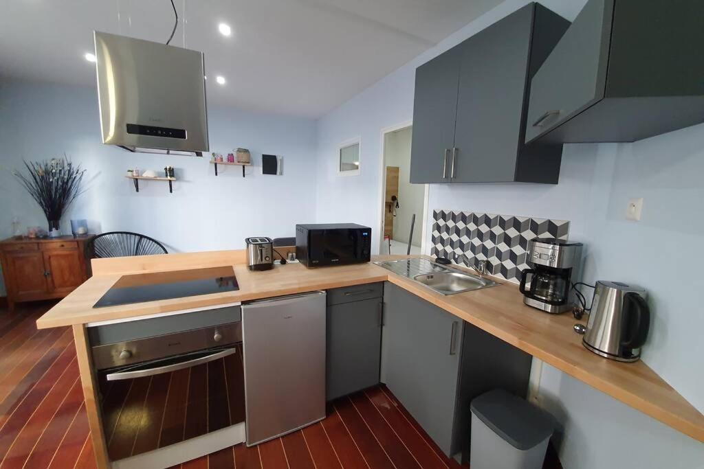 Appartement Lumineux Tout Confort De 33M2 Au Centre De Vannes Exterior foto